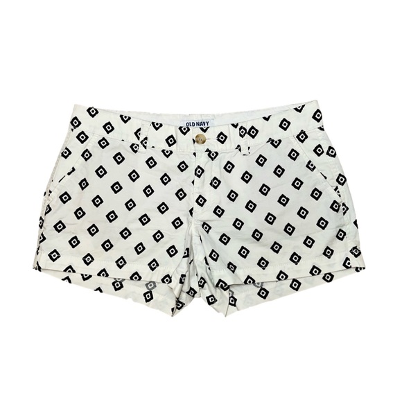 Old Navy Black & White Ikat Shorts size 4✨ - Picture 1 of 9